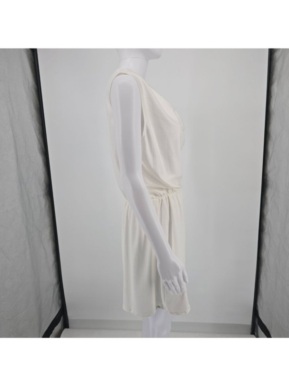 Vintage 1980s Made in USA Cowl Neck Sleeveless Blouson Mini Dress (Size 10/M) - Picture 6 of 11